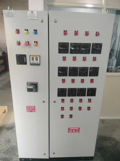 Floor standing MCC panel with meters and indicator lamps