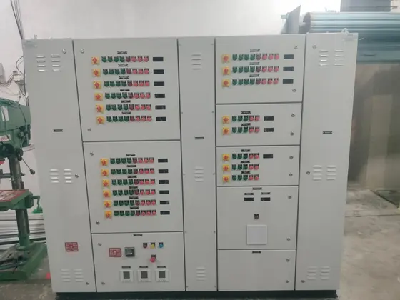 Multi door MCC panel with rows of starter indicators
